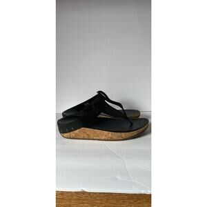 FitFlop Ibiza Cork Leather Toe-Thong Sandals. 
 black leather size10